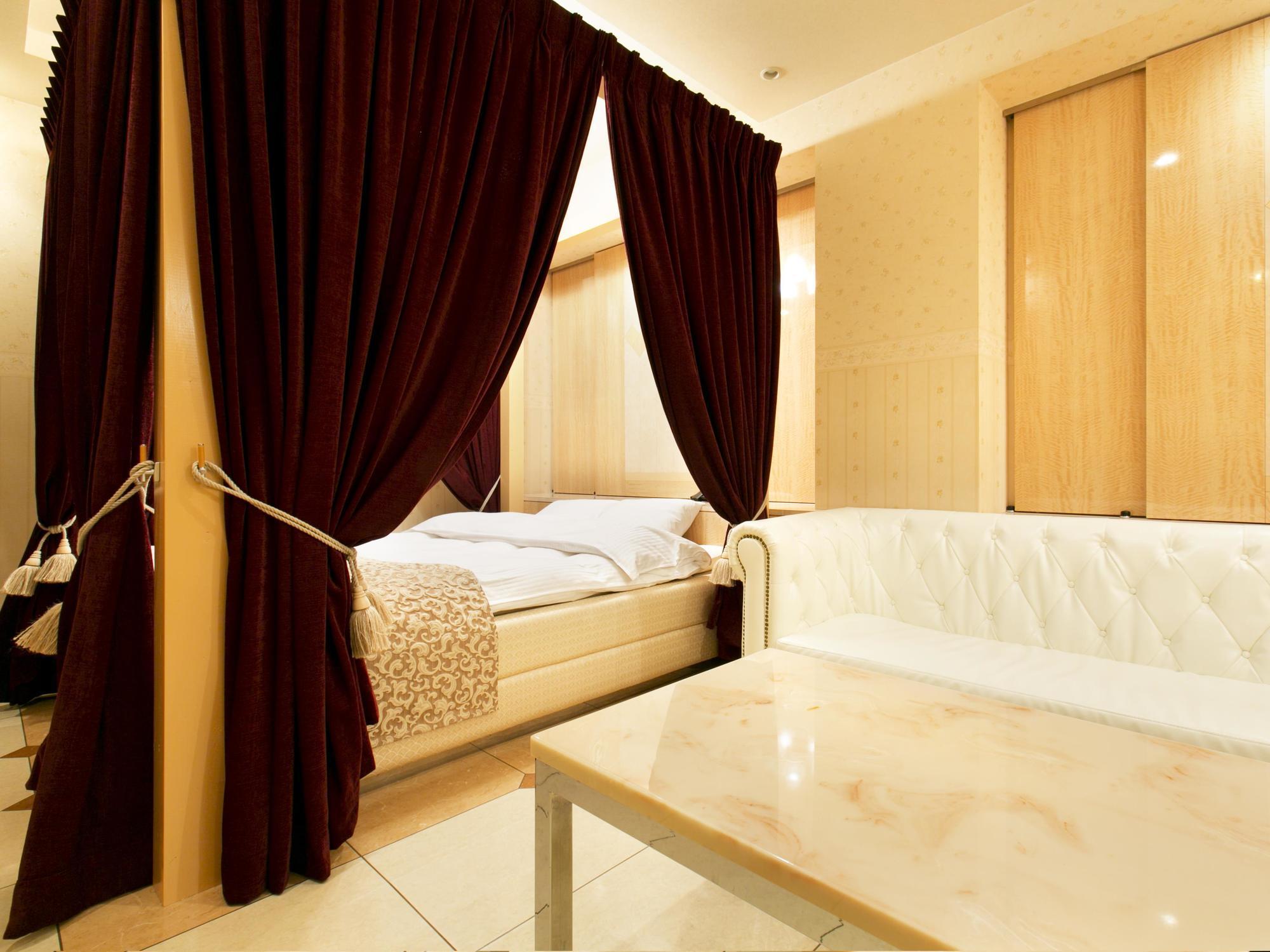 Hotel Luna (Adults Only) Szennan Kültér fotó